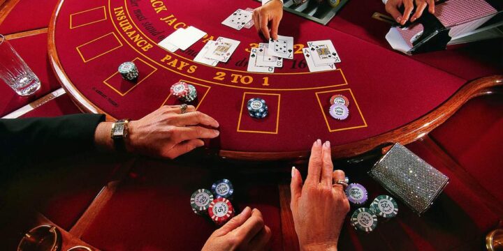 Loyalty Pays Off: Unlocking Exclusive Bonuses at Pin-Up Casino